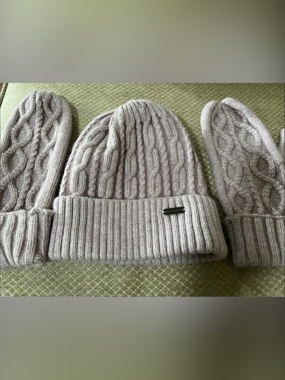 Steve Madden Cable Knit Beanie and Mittens Set - Light mauve